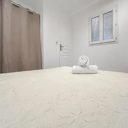 아파트 Charme Et Confort Proche Du Port Et Des Plages 라시오타