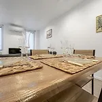 Charme Et Confort Proche Du Port Et Des Plages Apartman